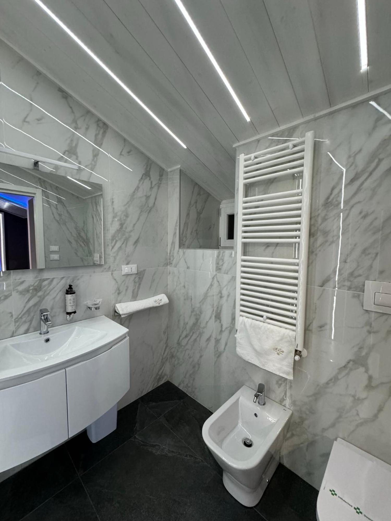 Le Suite Piazza Nuova Foggia Exterior photo